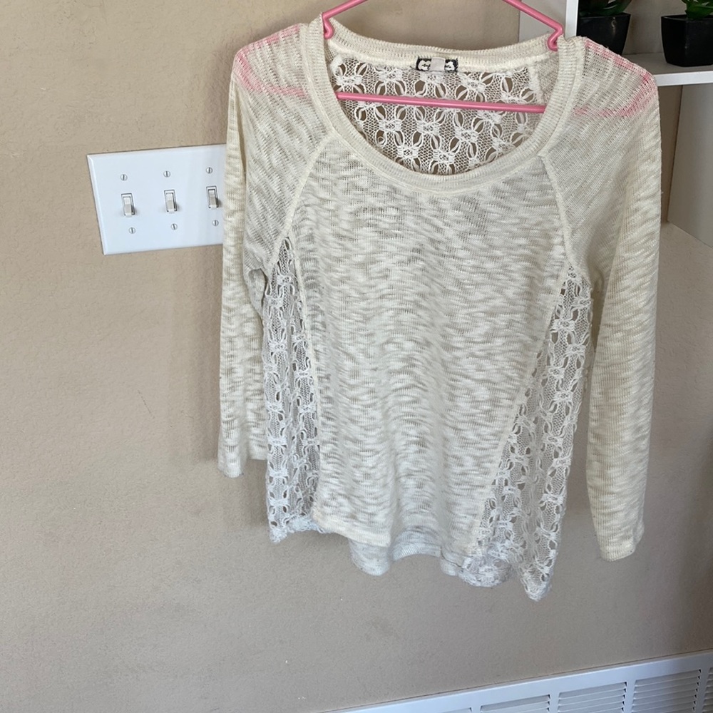 Eyeshadow sweater size large